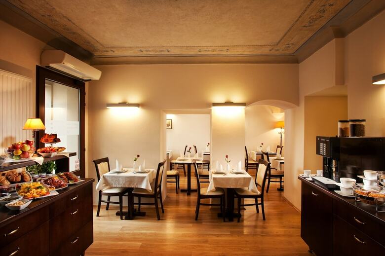 Hotel Santi(cuarto Std Nrf)