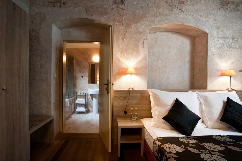 Hotel Santi(cuarto Std Nrf)