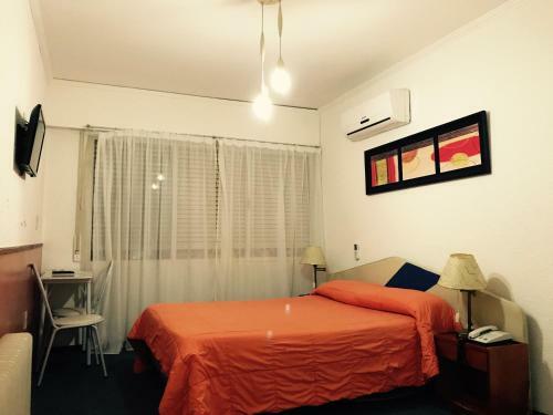 Treinta Y Tres Hotel