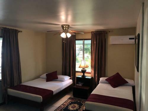 Hotel Overbridge River Resort
