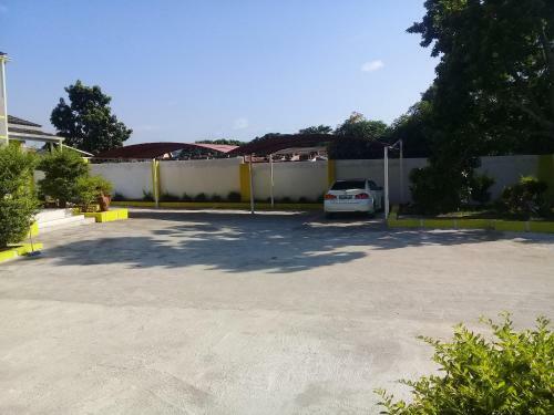 Hostal Mbare Guest House