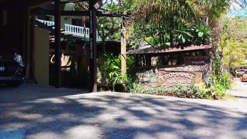 Hostal Romance Bungalows