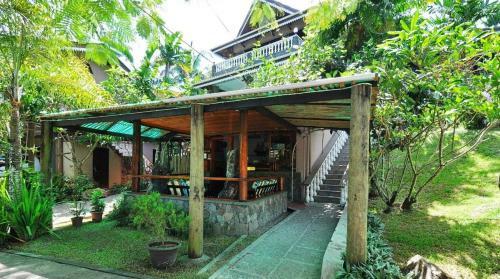 Hostal Romance Bungalows