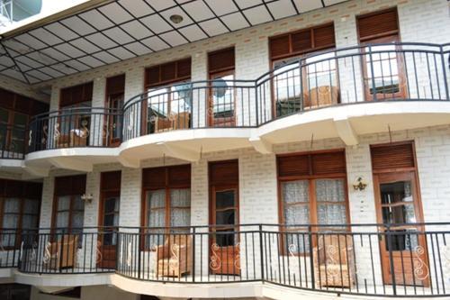 Dian Fossey Nyiramacibir Hotel
