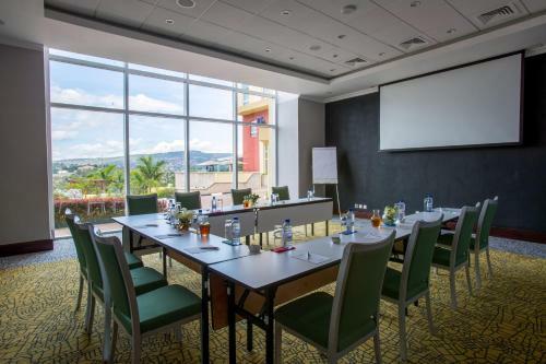 Hotel Park Inn By Radisson, Kigali