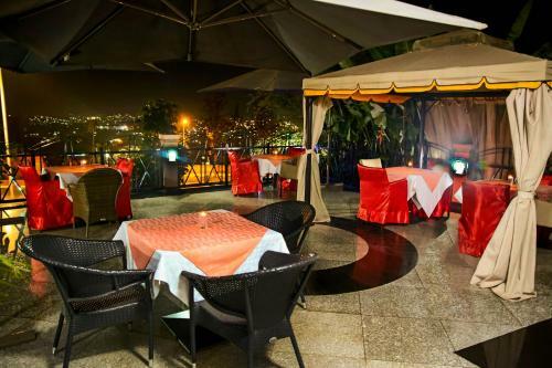Hill View Hotel & Aparts