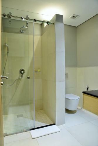 Epic Hotel & Suites