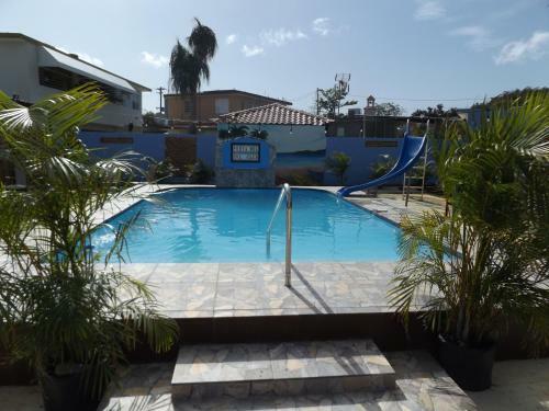 Hostal Crash Boat 1