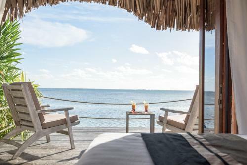Hotel Moorea Beach Lodge