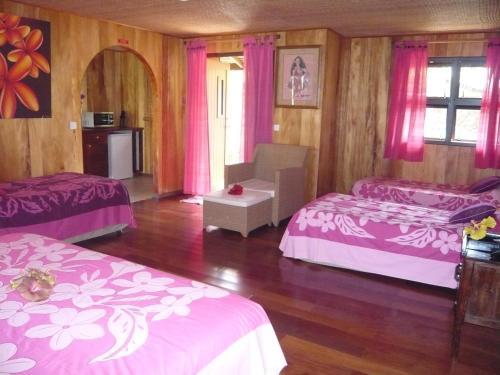 Hostal Taoahere Beach House