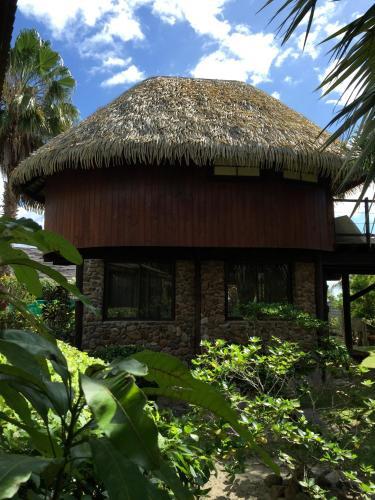 Hostal Taoahere Beach House