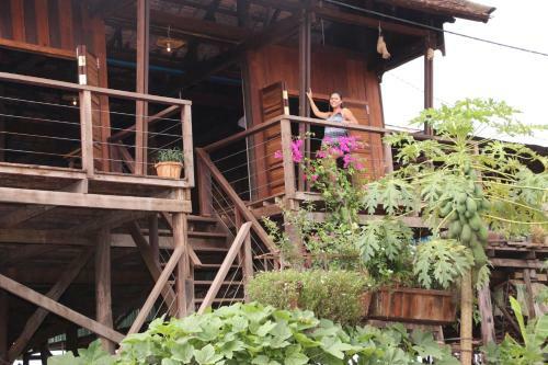St 63 Home Stay & Tour Kampong Khleang