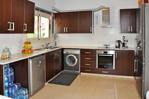 Villa Ameli Beach House
