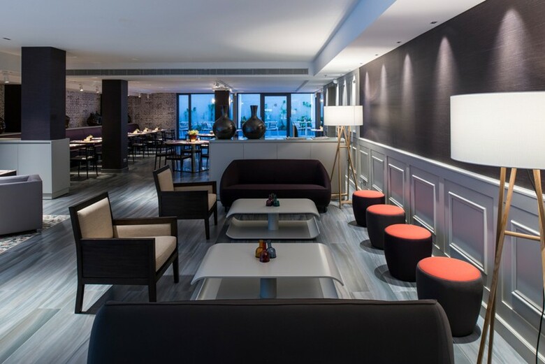 Hotel Catalonia Square