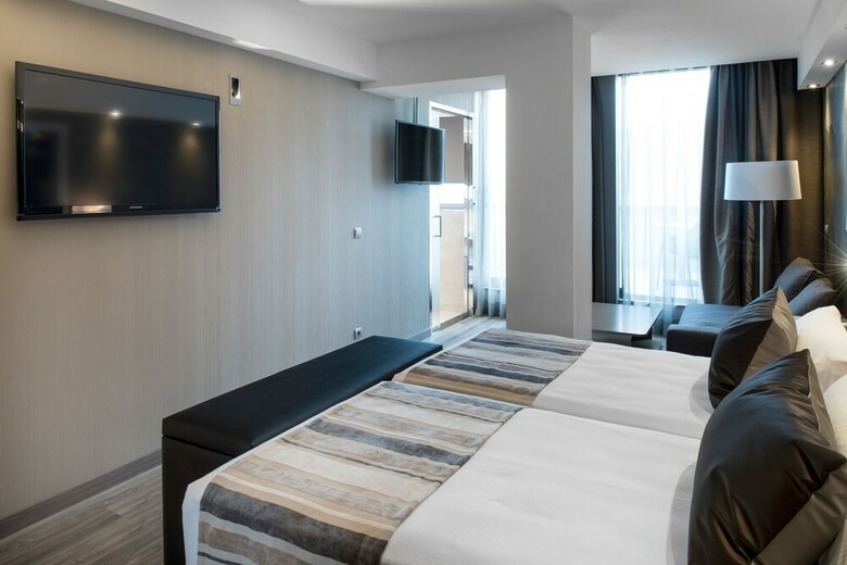 Hotel Catalonia Square
