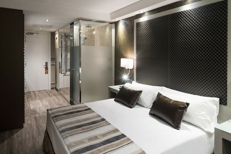 Hotel Catalonia Square
