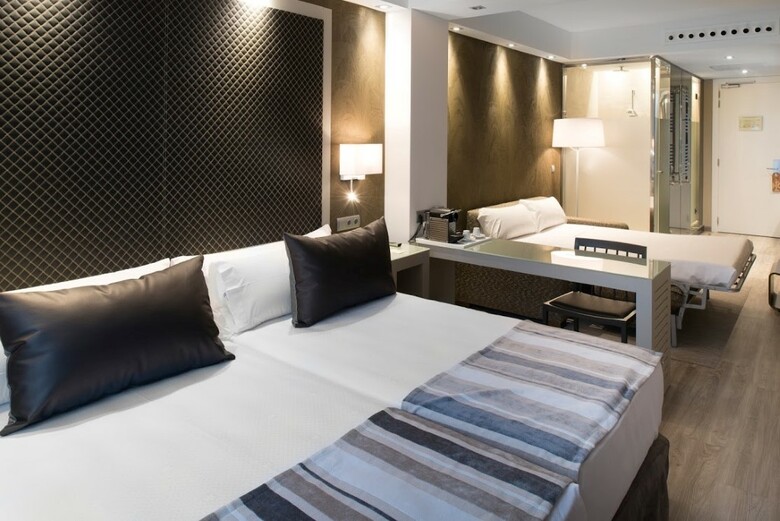Hotel Catalonia Square