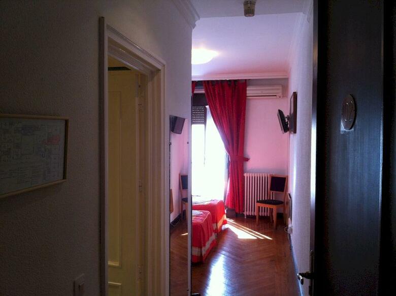 Hostal Aresol