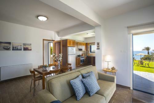 Maroni Beachfront Villa