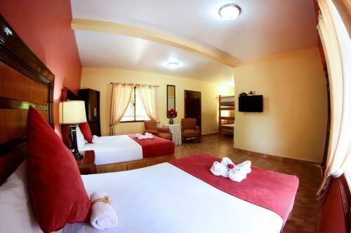 Hotel Y Caba�as Ros
