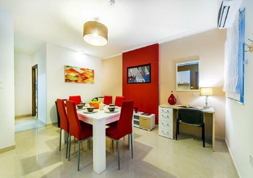 Bayside Apartments