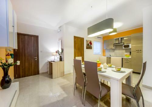 Bayside Apartments