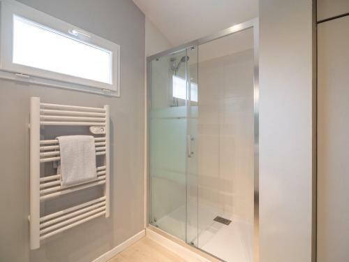 Lovely Villa In Saint-genies-de-fontedit With Pool
