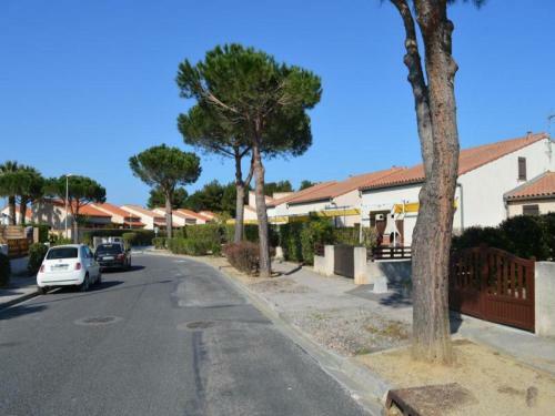 Apartment Lamparos