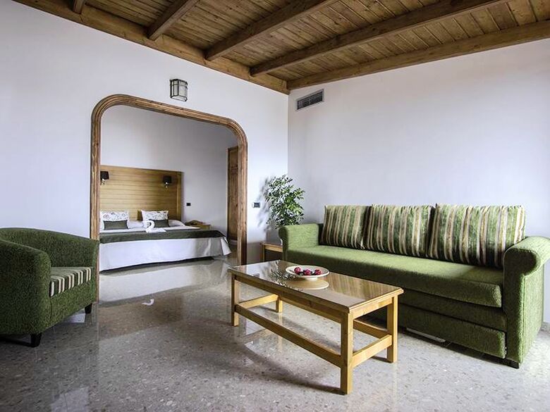 Hotel Melva Suite