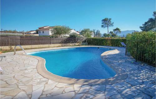 One-bedroom Apartment In Roquebrune Sur Argens