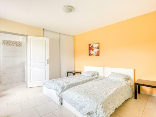 Private Villa With Swimming Pool In Beautiful Natural Surroundings