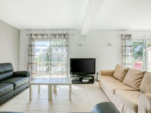 Private Villa With Swimming Pool In Beautiful Natural Surroundings