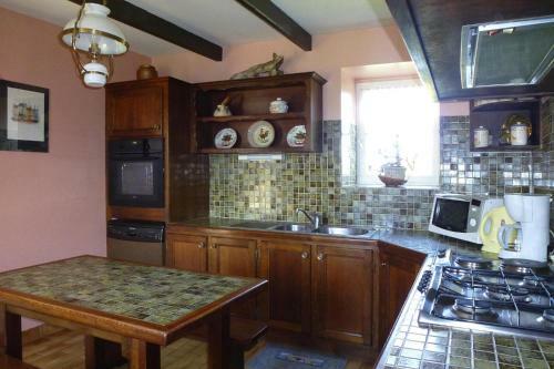 Holiday Home Pleubian - Bre02563-f