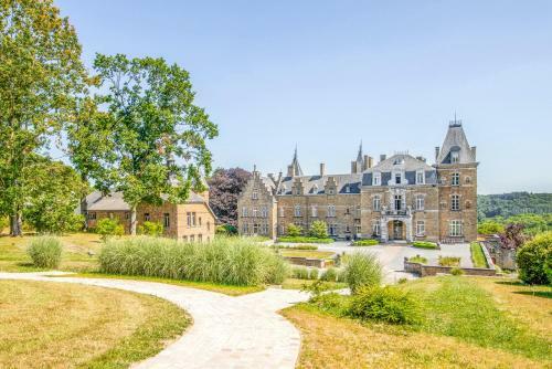 Hotel Domaine De Ronchinne - Ch�teau De La Poste
