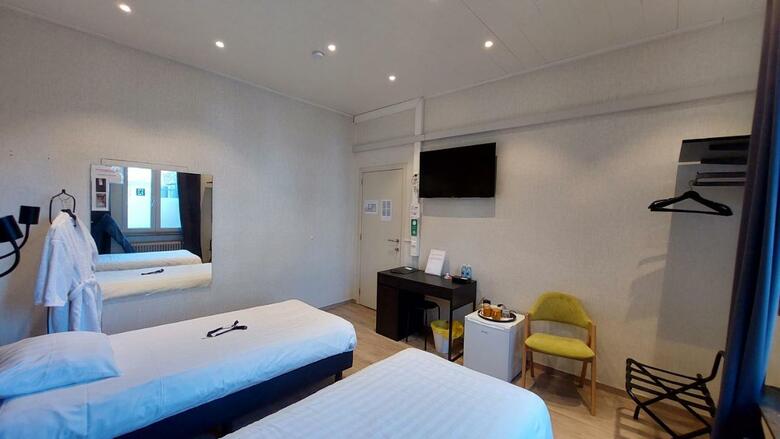 Hostal Gsb - Albert