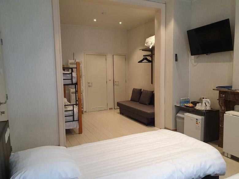Hostal Gsb - Albert