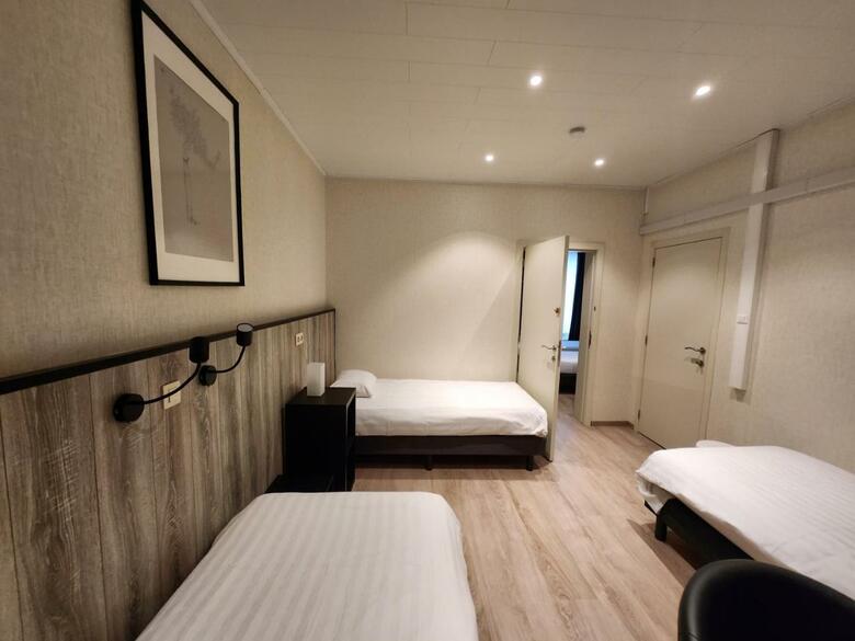 Hostal Gsb - Albert