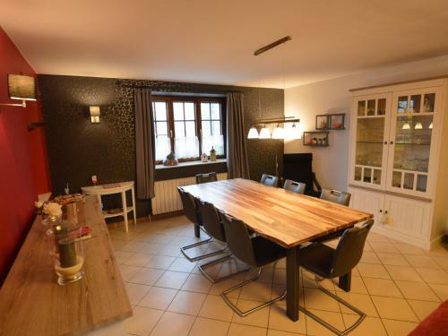 Quaint Holiday Home In Doische With Private Terrace