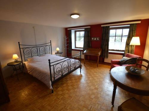 Quaint Holiday Home In Doische With Private Terrace