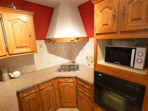 Quaint Holiday Home In Doische With Private Terrace