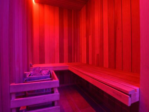 Quaint Holiday Home With Sauna In Robertville