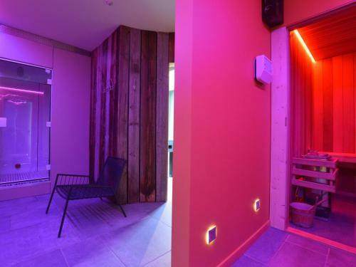 Quaint Holiday Home With Sauna In Robertville