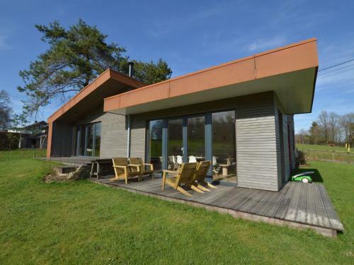 Quaint Holiday Home With Sauna In Robertville