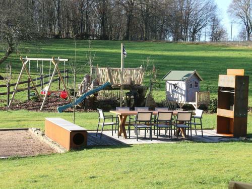 Quaint Holiday Home With Sauna In Robertville