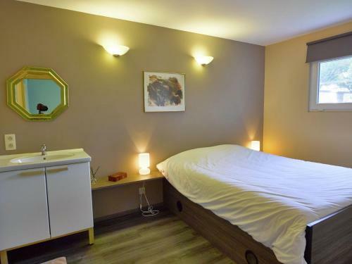 Spacious Holiday Home With Private Garden In Houyet