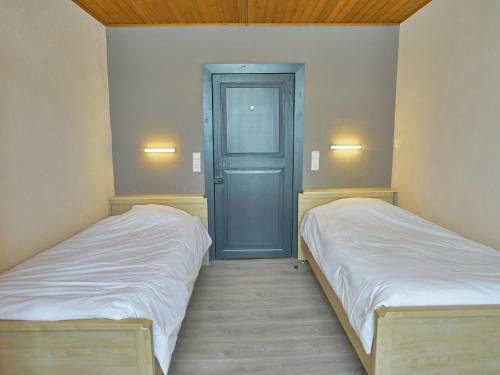 Spacious Holiday Home With Private Garden In Houyet