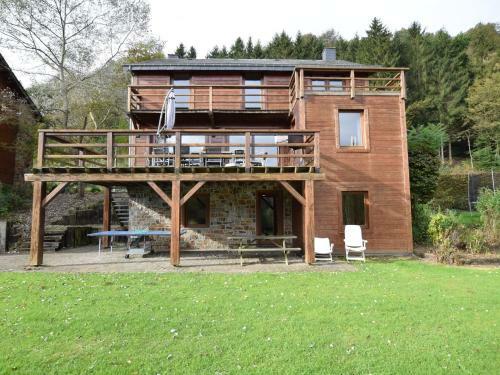 Duplex Chalet In Rendeux With Parking And Garden With Forets Views