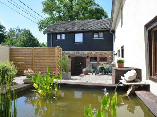 Cozy Apartment In Trois Ponts With Terrace