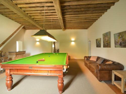 Luxurious Castle In Marchin With Infrared Sauna