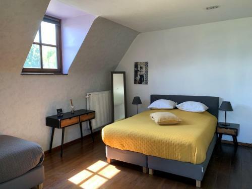 Hostal Chapeauveau B&B